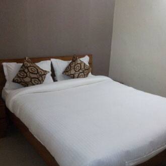 Hotel Samrat, Neemrana 2